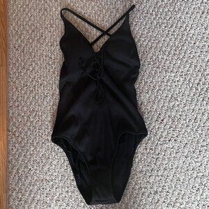 Cupshe Black One Piece Swimsuit Ribbed Sexy Size M NWT